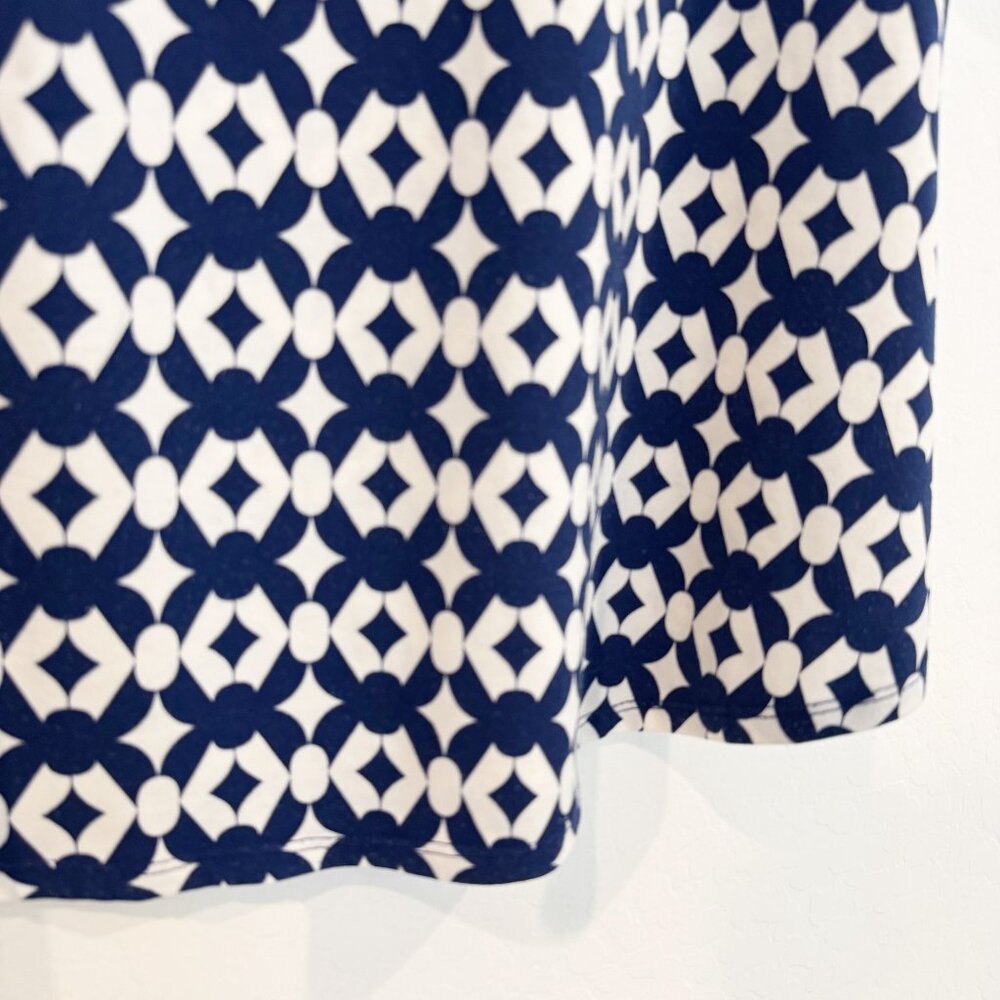 Chico’s The Ultimate Tee Tonga Geometric Blouse Top Classic Boho Casual Large - Picture 4 of 6